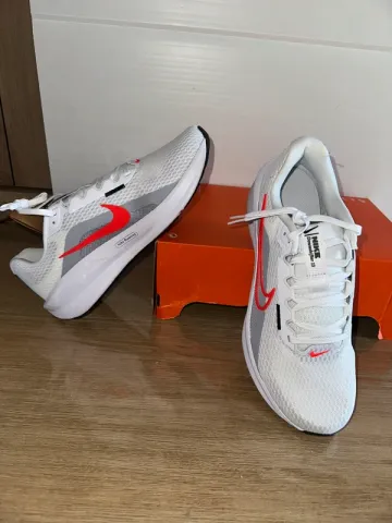 Tweedehands Nike Running Shoes bike — afbeelding 7 van 10
