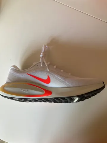Tweedehands Nike Journey Run bike — afbeelding 3 van 10