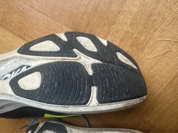Used Hoka Rocket X2 bike — image 5 of 8