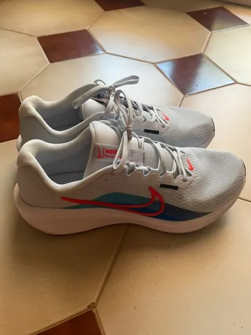 Nike Downshifter bike usato — immagine 1 di 3