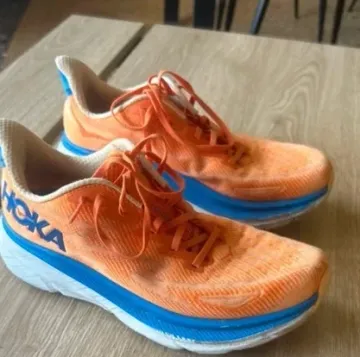 Used Hoka Clifton 9 bike — image 3 of 5