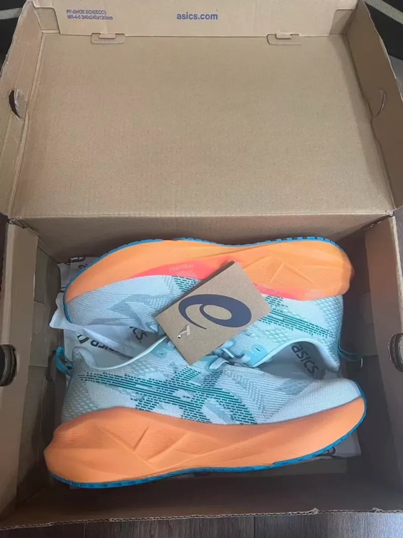 Asics Sneakers Running Shoes usato