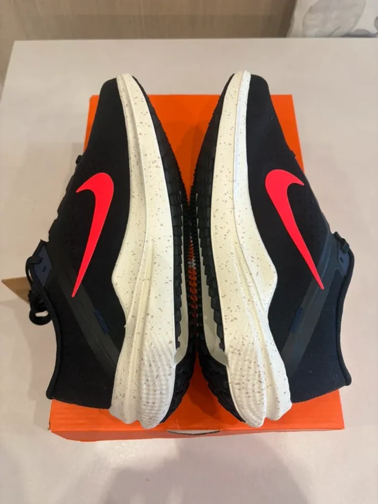 Used Nike Air Winflo 10 bike — image 5 of 10