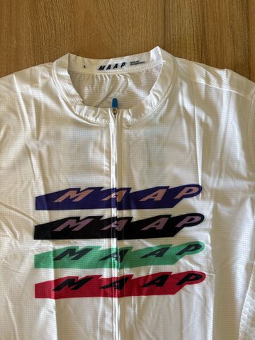 Używany MAAP Jersey bike — zdjęcie 2 z 3