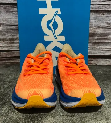 Używany Hoka Clifton 9 bike — zdjęcie 1 z 4