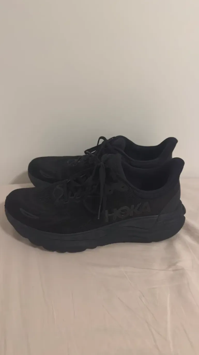 Used Hoka Arahi 8 bike — image 3 of 4