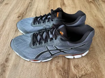 Asics Gel Glorify 4 bike d'occasion — image 2 sur 8