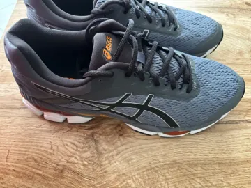Asics Gel Glorify 4 bike d'occasion — image 7 sur 8