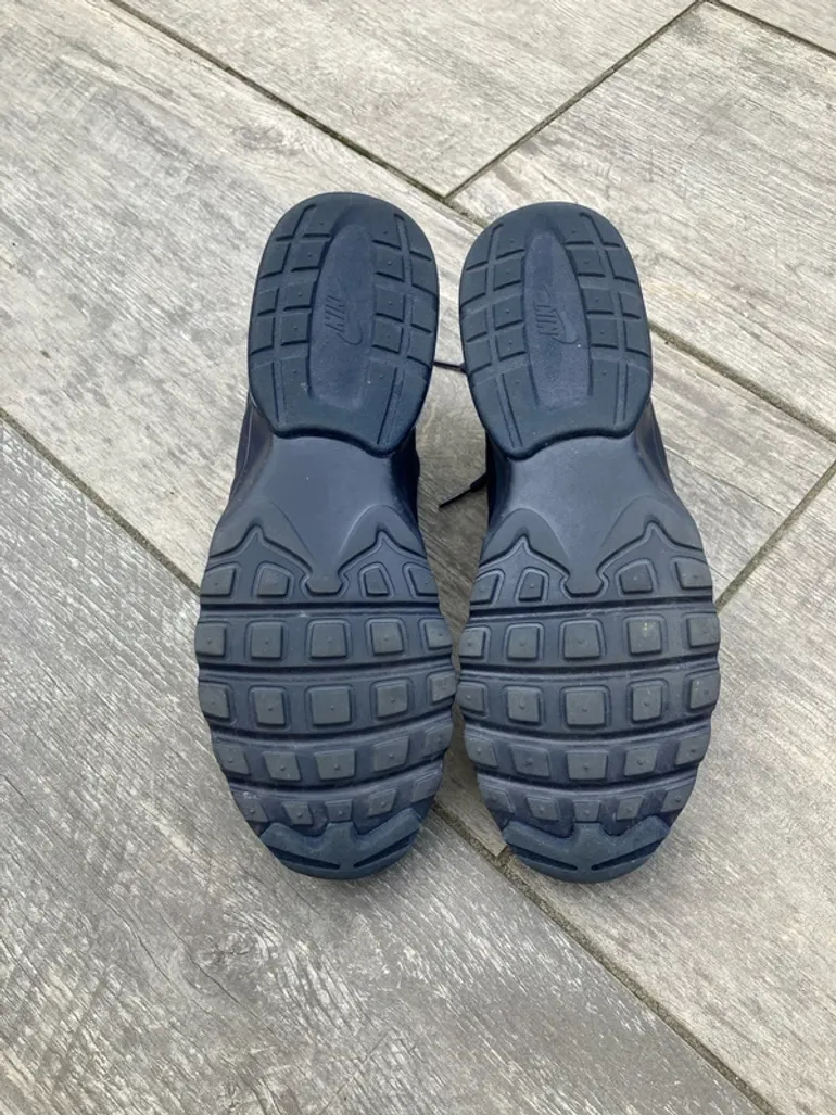 Gebrauchtes Nike Air Max Invigor bike — Bild 5 von 7