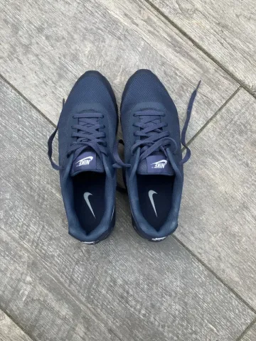 Gebrauchtes Nike Air Max Invigor bike — Bild 6 von 7