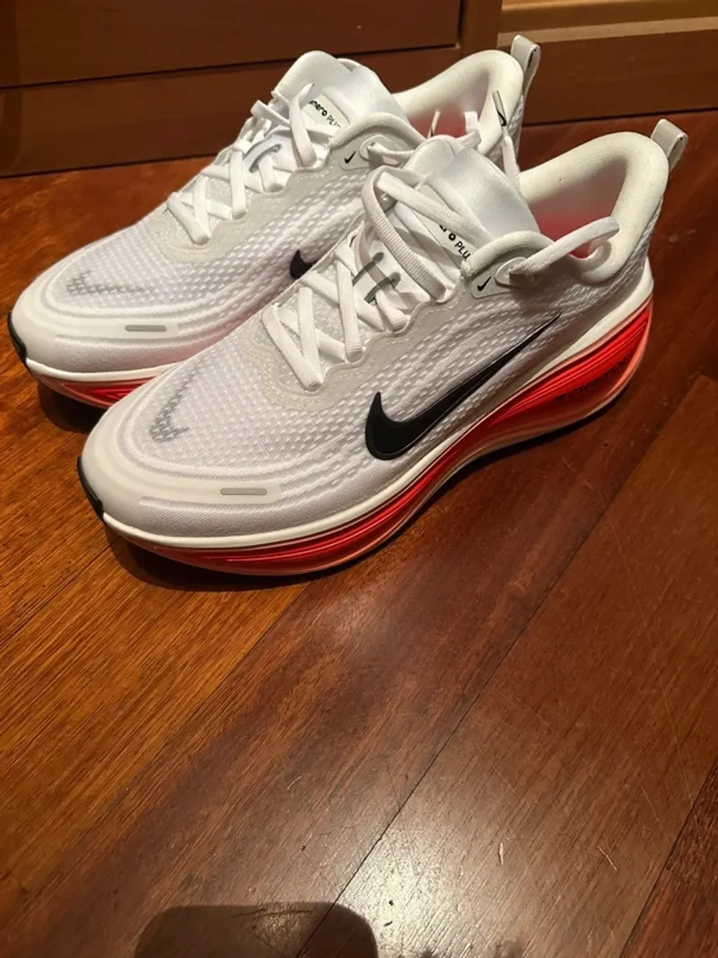 Used Nike Vomero Plus Running Shoes