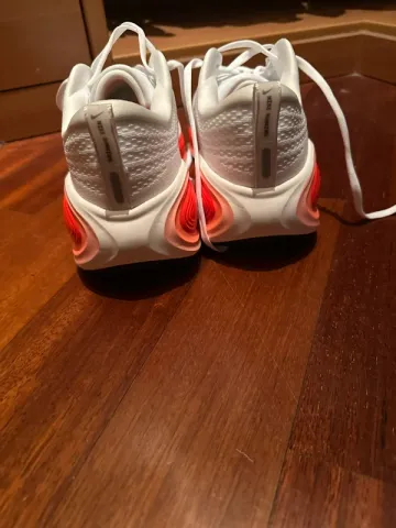 Used Nike Vomero Plus bike — image 5 of 8