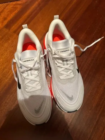 Used Nike Vomero Plus bike — image 8 of 8