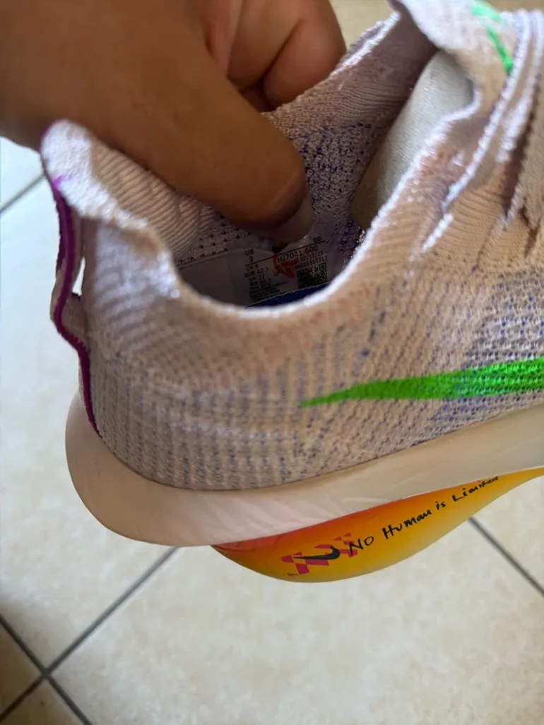Used Nike Air Zoom Alphafly Next 3 bike — image 7 of 8