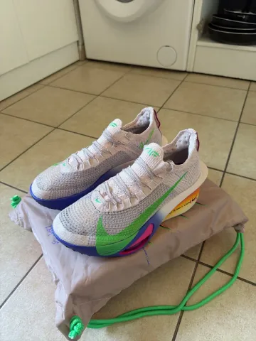 Used Nike Air Zoom Alphafly Next 3 bike — image 2 of 8