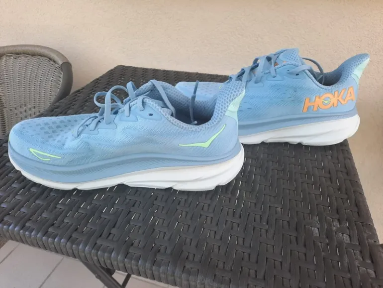 Used Hoka Clifton 9 bike — image 3 of 5
