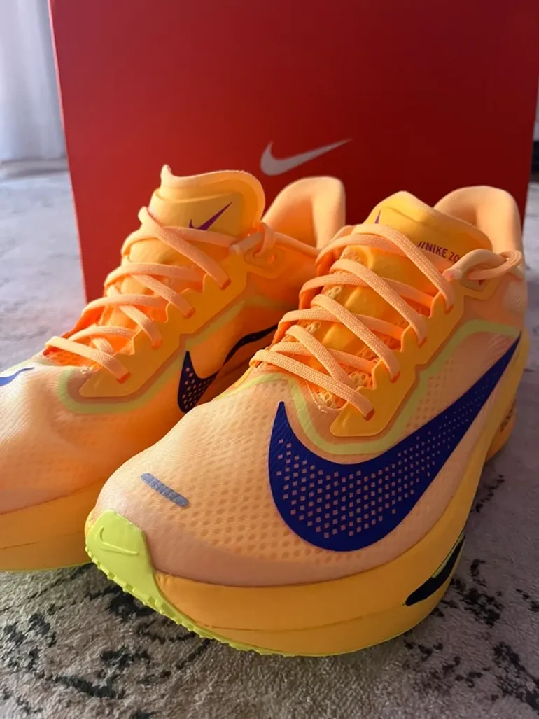 Used Nike Zoom Fly 6 bike — image 2 of 9