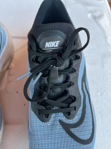 Używany Nike Zoom Fly 5 bike — zdjęcie 1 z 6