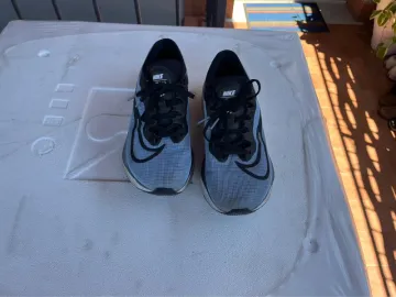 Używany Nike Zoom Fly 5 bike — zdjęcie 4 z 6