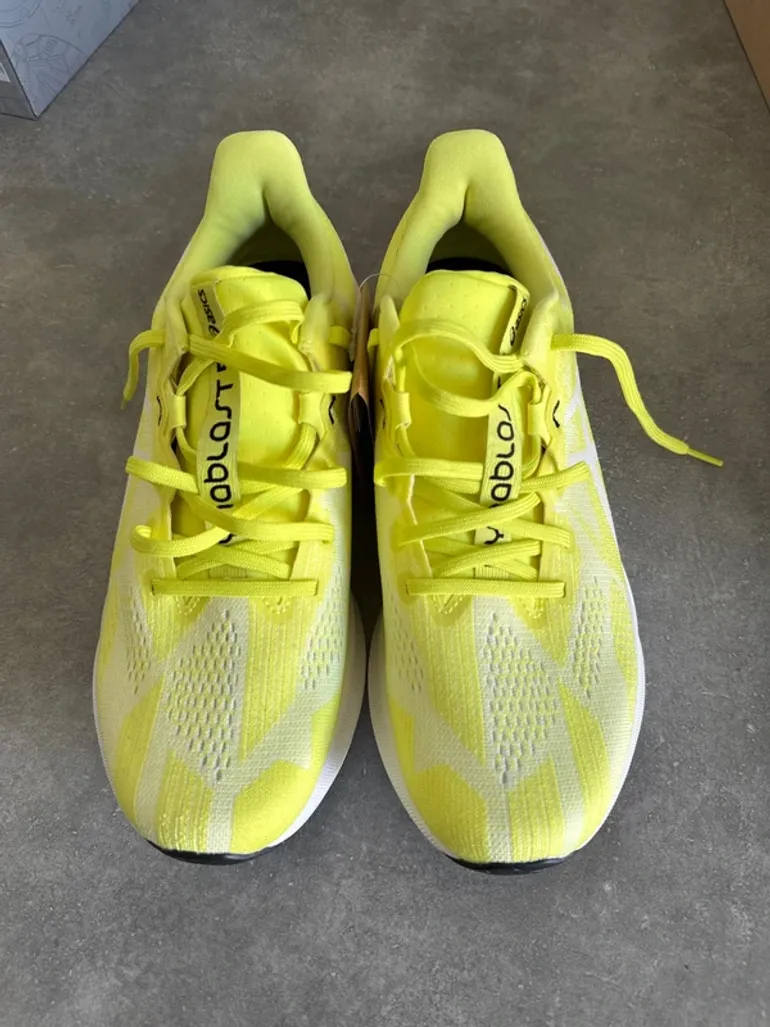 Used Asics dynablast 5 bike — image 2 of 6