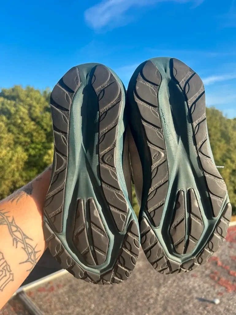Asics Novablast 5tr bike de segunda mano — imagen 2 de 3