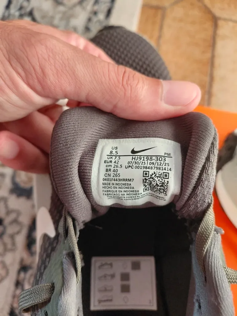 Used Nike Revolution 8 bike — image 5 of 7