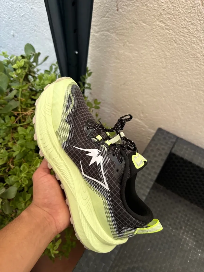 Używany Asics GEL-Trabuco Max 3 Running Shoes