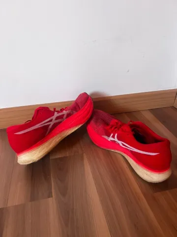 Brugt Asics Metaspeed Sky bike — billede 2 af 5