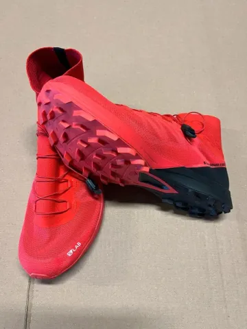 Used Salomon Running Shoes bike — image 6 of 6
