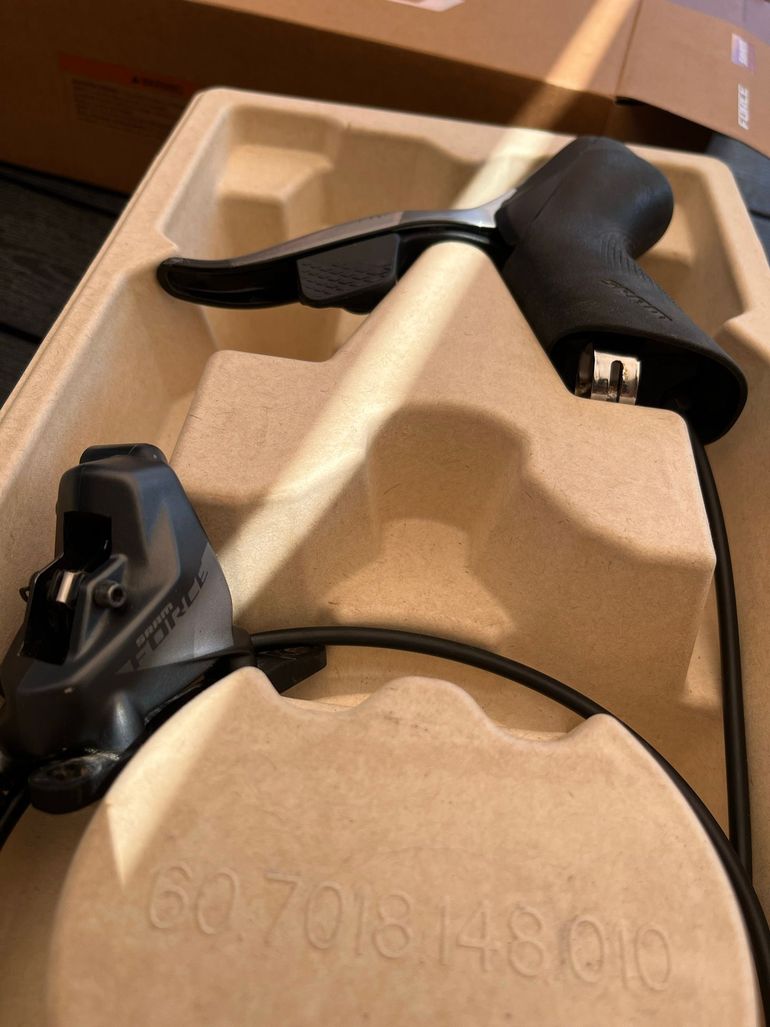 Sram Force Levers and Calipers bike usato — immagine 4 di 6