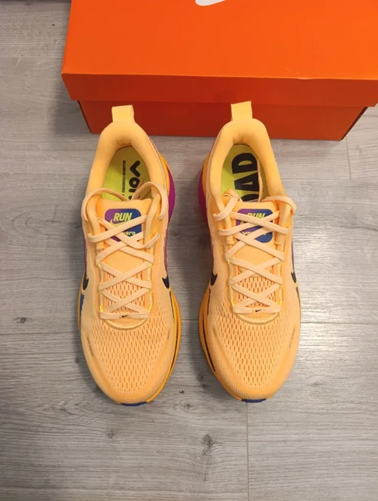Nike Vomero 18 bike d'occasion — image 3 sur 7