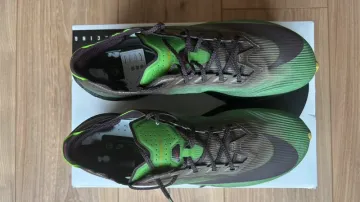 Używany Nike ZoomX Vaporfly Next% 4 PRM bike — zdjęcie 4 z 9