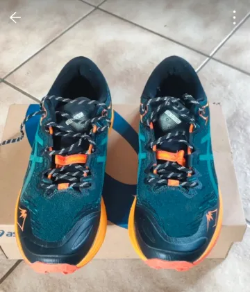 Używany Asics Fuji Lite 5 bike — zdjęcie 2 z 4