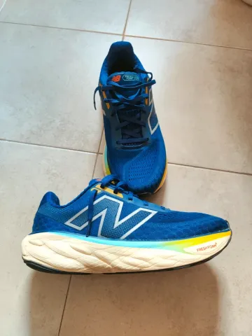 Gebrauchtes New Balance 1080 V14 bike — Bild 1 von 5