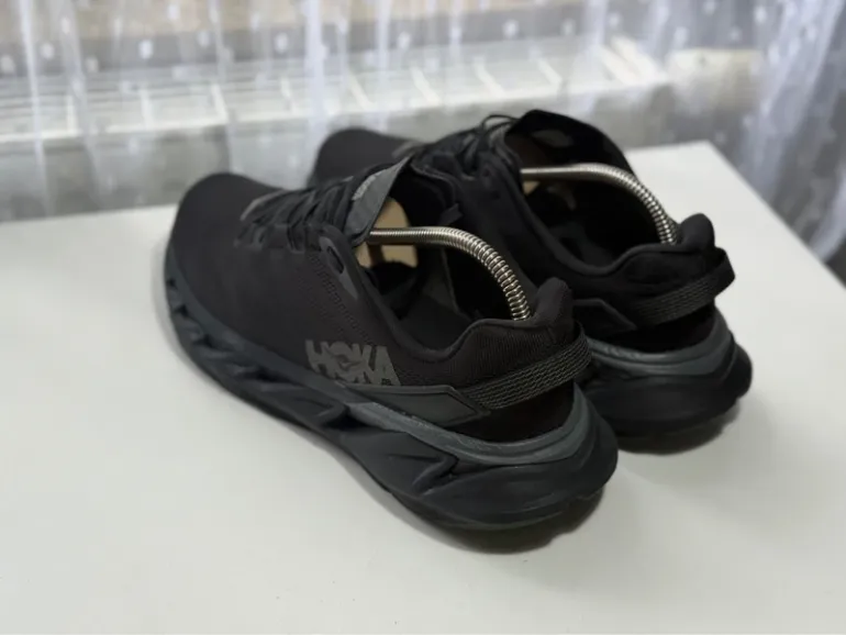 Hoka Elevon 2 bike d'occasion — image 8 sur 13