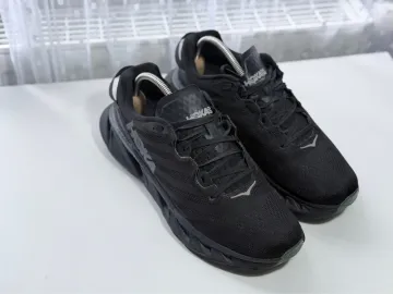 Hoka Elevon 2 bike d'occasion — image 6 sur 13