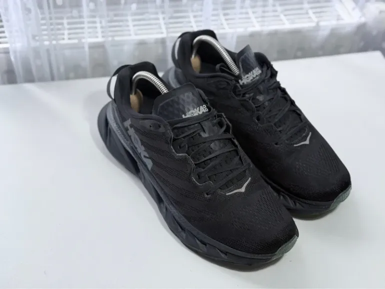 Hoka Elevon 2 bike d'occasion — image 6 sur 13
