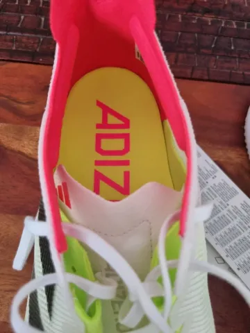 Used Adidas adizero boston 12 M bike — image 4 of 14