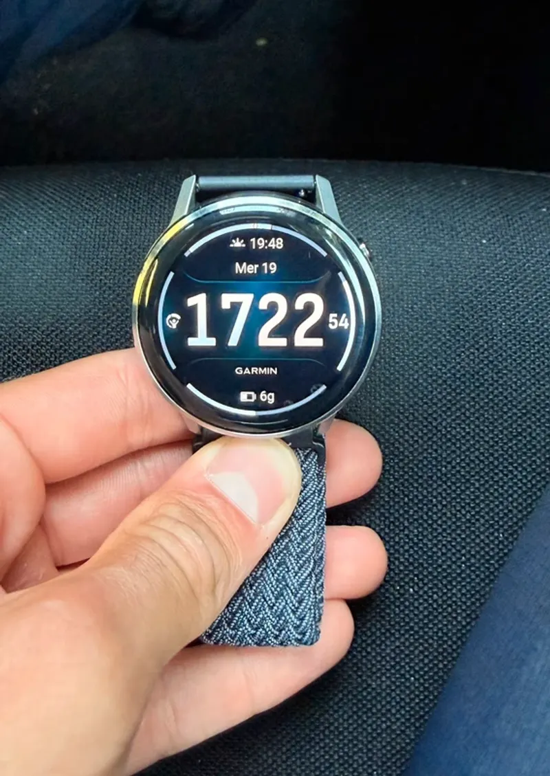 Used Garmin Venu 4 Electronics