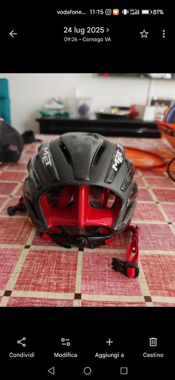 Używany MET Helmet 2025 bike — zdjęcie 3 z 6