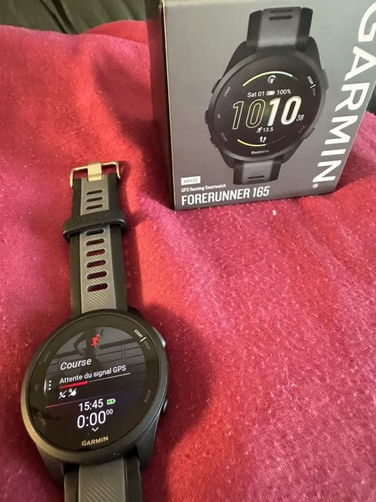 Garmin Forerunner 165 bike d'occasion — image 2 sur 4