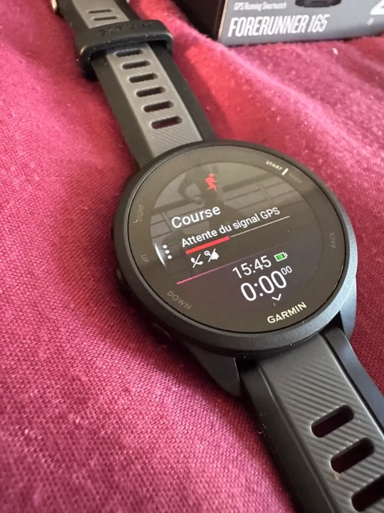 Garmin Forerunner 165 bike d'occasion — image 3 sur 4