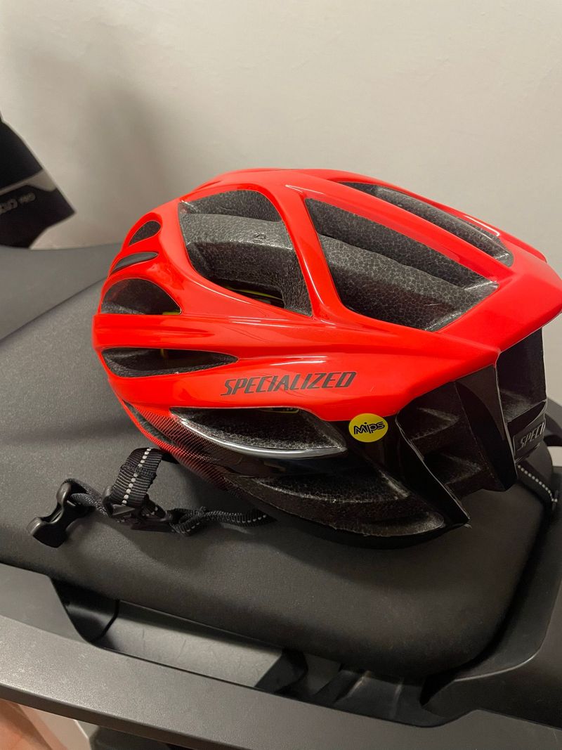 Specialized Echelon II Helmet Cycling Accessories usato