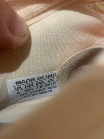 Used Salomon Women Shoes bike — image 5 of 5