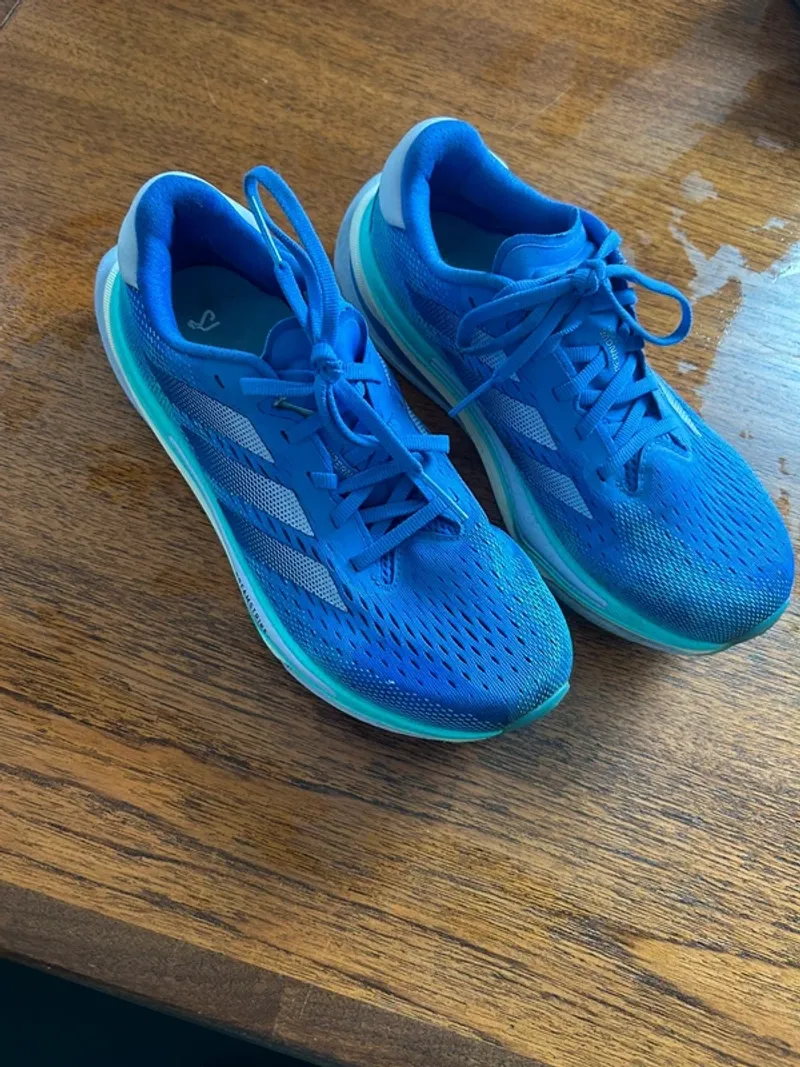 Used Supernova Prima Running Shoes