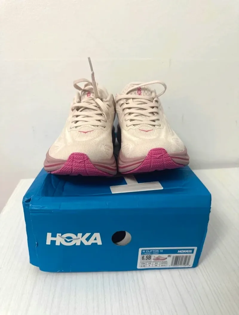 Used Hoka Clifton 10 Running Shoes