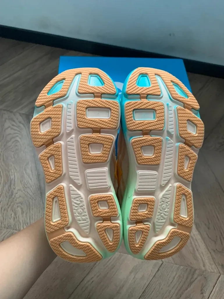 Używany Hoka Bondi 9 bike — zdjęcie 2 z 6
