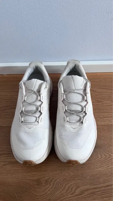 Używany Hoka Laufschuhe beige Creme 41, 5 bike — zdjęcie 1 z 2