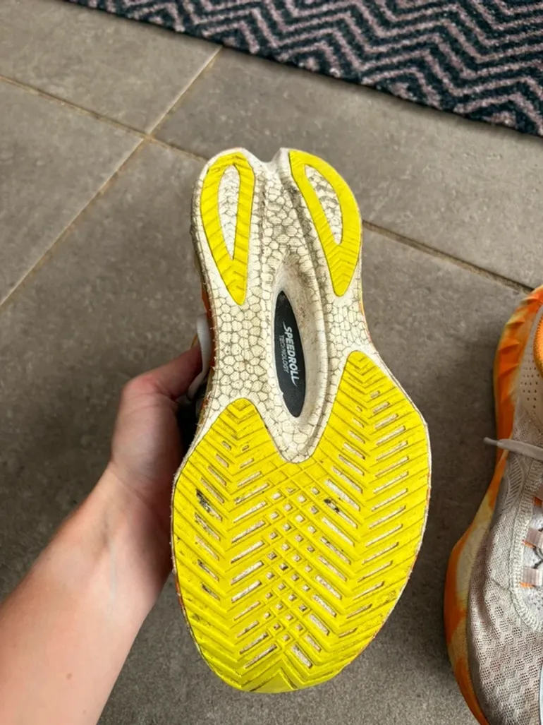 Saucony Endorphin Pro bike usato — immagine 3 di 4