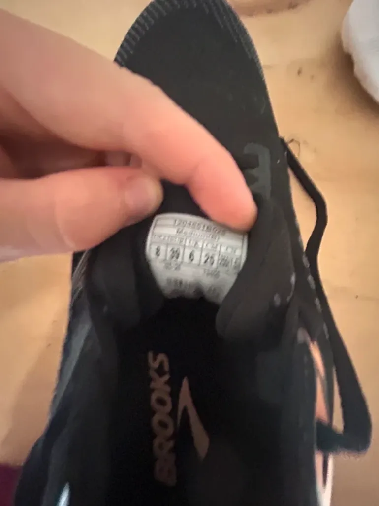 Gebrauchtes Tout Terrain Brooks Trailrunning Shoes bike — Bild 7 von 7